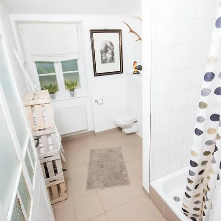 Weingut Dr Wagner Casa de Férias *